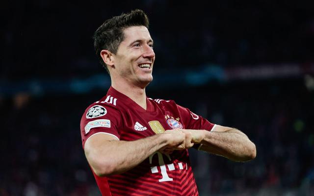 比利亚：西班牙是世界杯上的大热门；亚马尔需要队友支持他（比利亚：西班牙是夺冠大热门，亚马尔仍需队友助力）