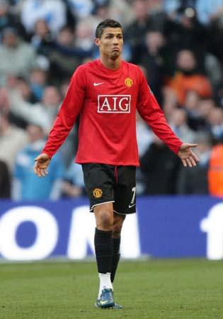 欧冠淘汰赛前瞻：拜仁主场迎战利物浦,（欧冠淘汰赛前瞻：拜仁坐镇主场对阵利物浦）