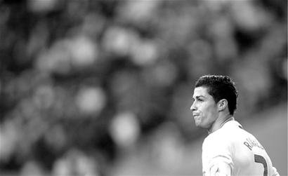 乌姆蒂蒂忆18世界杯半决赛：向比利时球迷道歉，你们队很出色（乌姆蒂蒂回顾2018世界杯半决赛：向比利时球迷致歉，赞对手表现出色）