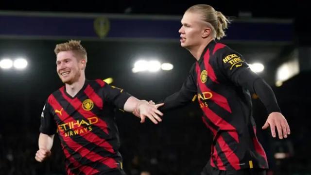 那不勒斯进攻火力惊人（那不勒斯锋线火力全开）