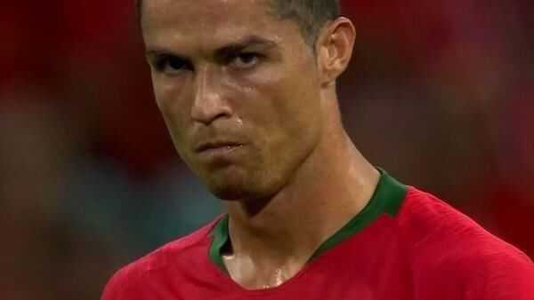 踢球者：巴斯克斯背伤恢复缓慢，理想情况下月底可以复出（踢球者：巴斯克斯背伤恢复不理想，最早有望于月底复出）