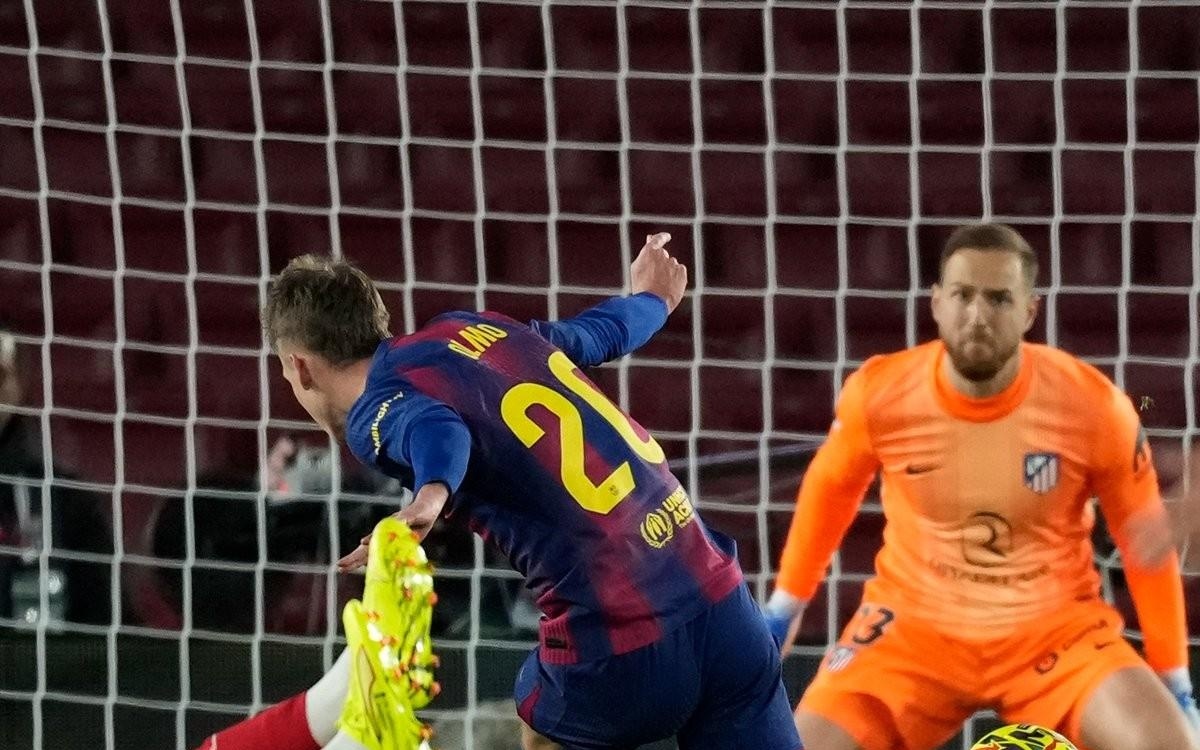 哈萨克斯坦足球超级联赛：13座城市的14支球队（哈萨克斯坦足球顶级联赛：13城汇集14支球队）