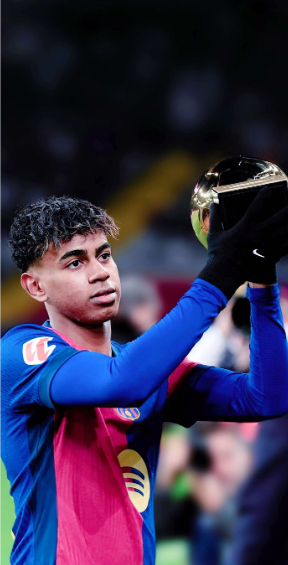 欧文突破助攻制胜球（欧文强突妙传造绝杀）