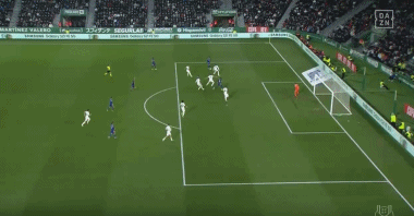 为何亲斯内德？穆帅：斯内德给了我三冠王，那是最棒的一年（穆帅谈为何偏爱斯内德：他助我成就三冠 那是我最辉煌的一年）