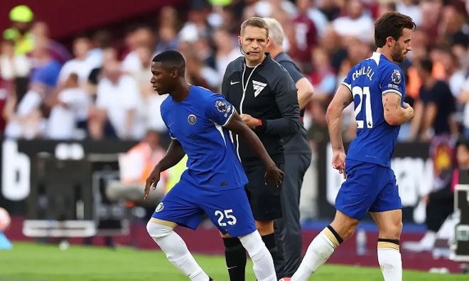 阿尔特塔：萨利巴几天内就能恢复，能否踢小蜜蜂还不确定（阿尔特塔称萨利巴数日内可复出，能否对阵小蜜蜂仍待定）